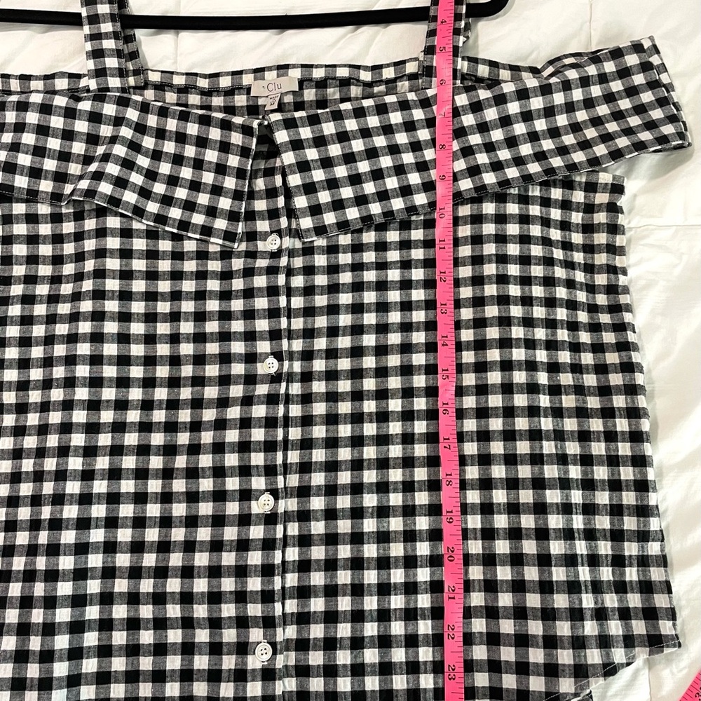 Clu Classic Black and White Checkered Off Shoulder Straps Top SZ M EUC - Picture 7 of 7